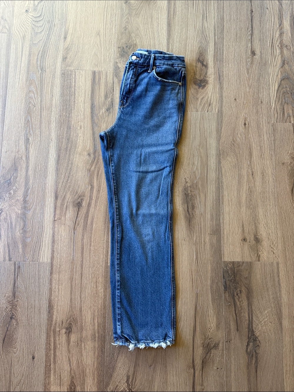 Good American Indigo Straight Leg Jeans with Frayed Hem
